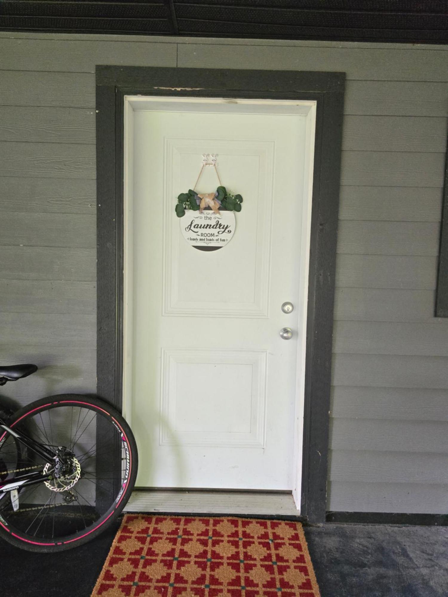 Private 1 Bedroom In Brookswood Langley Kültér fotó